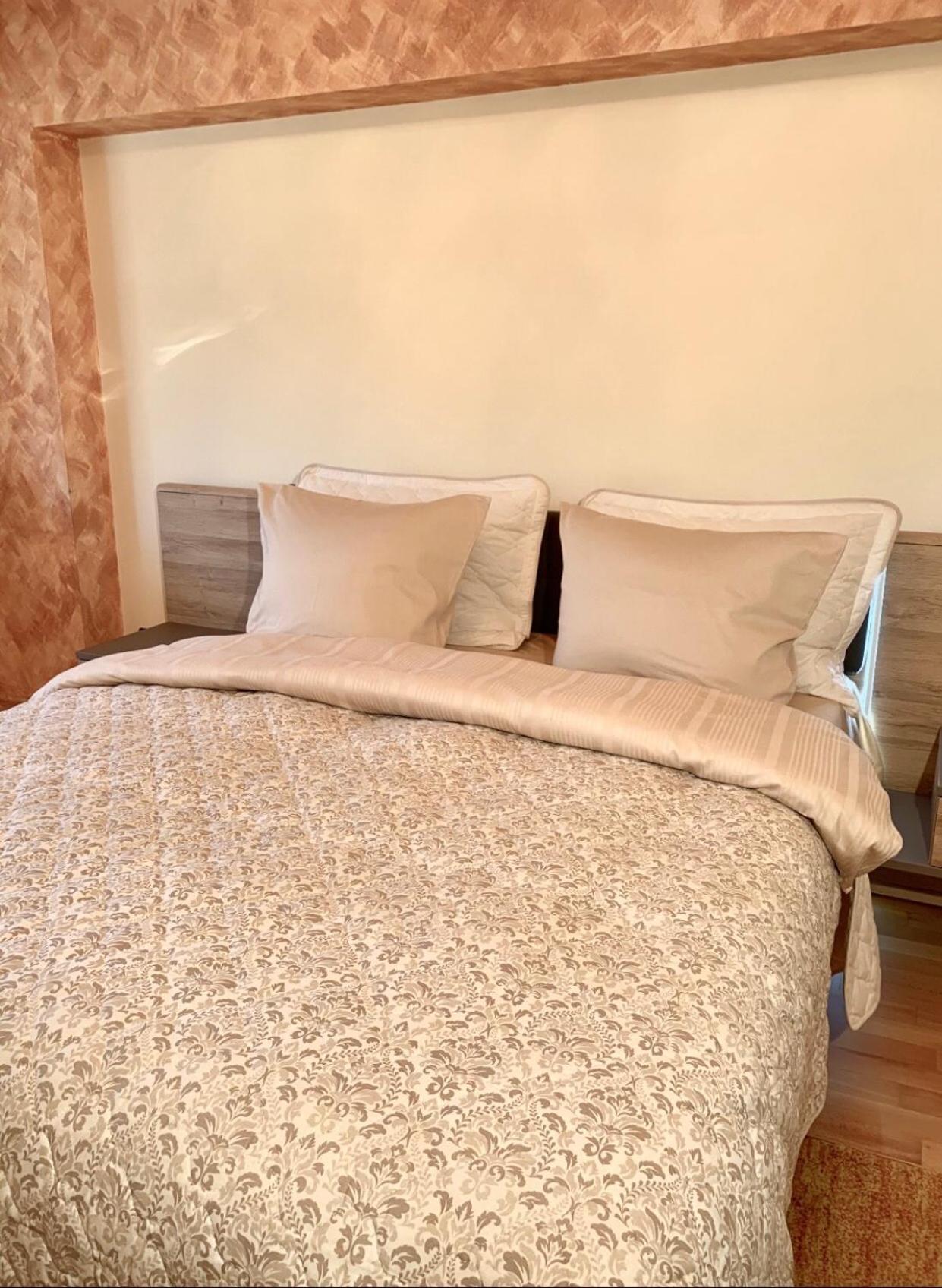 Central Apartment 4 Rooms Brasov Exterior photo